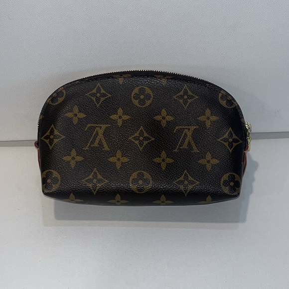 Louis Vuitton Monogram PM Cosmetic Makeup Bag - Picture 2 of 8